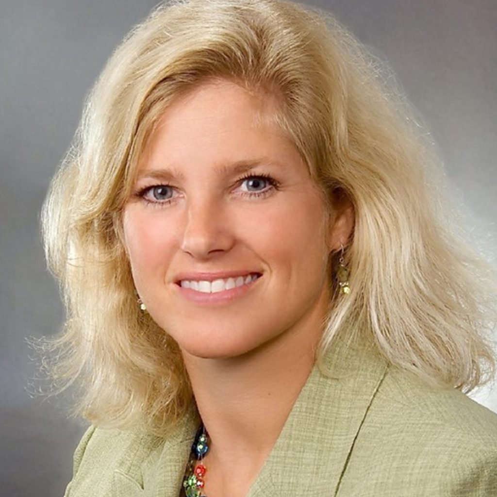 Lisa McKinney Headshot